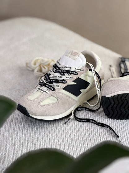 New Balance 471 Linen Angora Black
