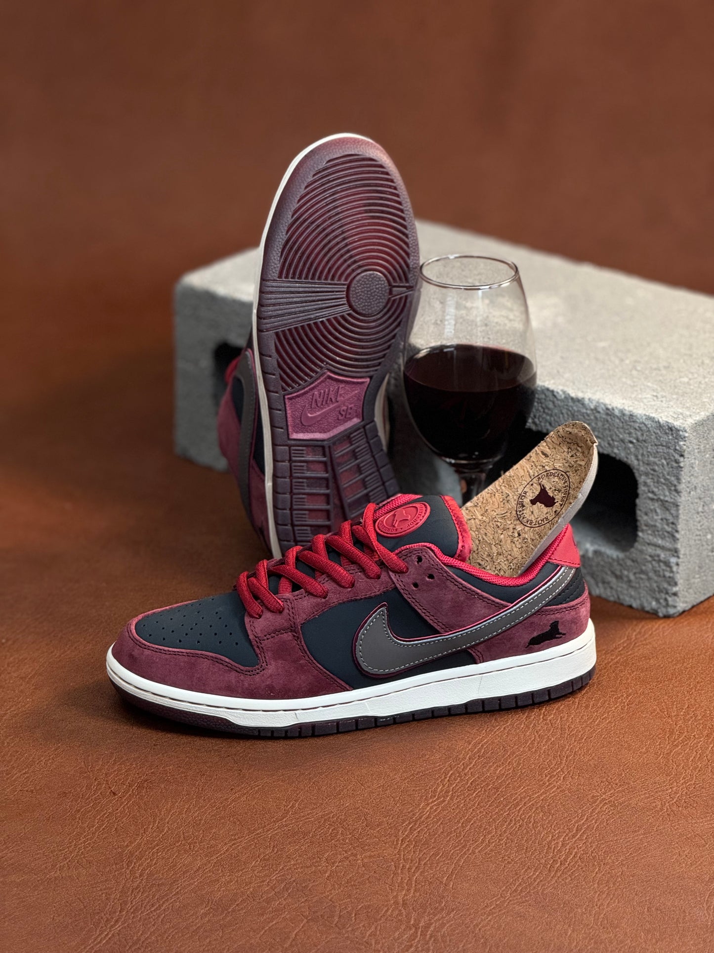 Nike Sb Dunk Low x Riot