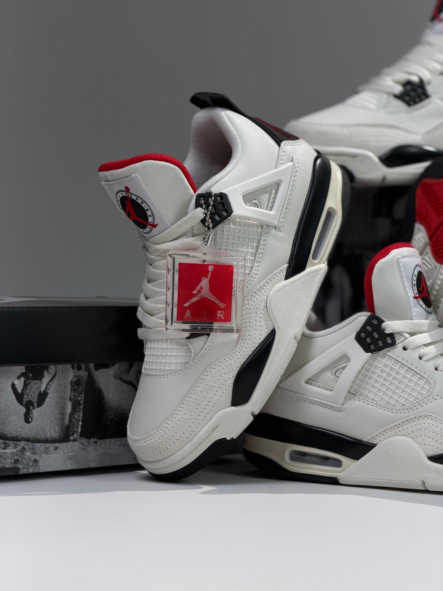 Air Jordan 4 Retro "Flight Club"