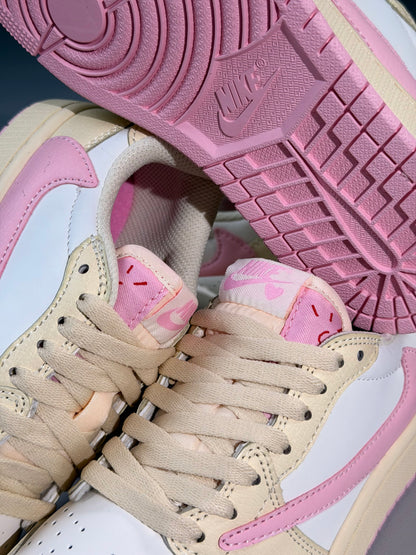 Air Jordan 1 Low Travis Scott Shy Pink