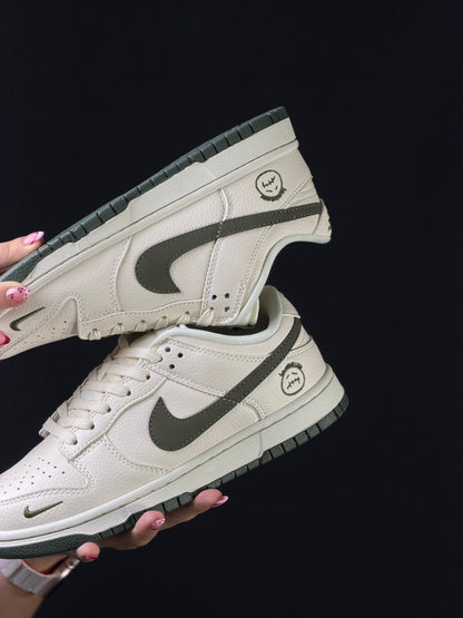 Nike Dunk Low Sb Cactus Jack