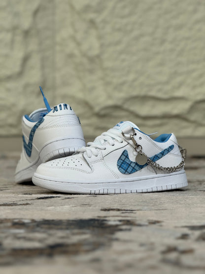 Nike Sb Dunk Low Nicole Hause