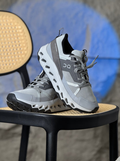 On Cloudhorizon W Grey
