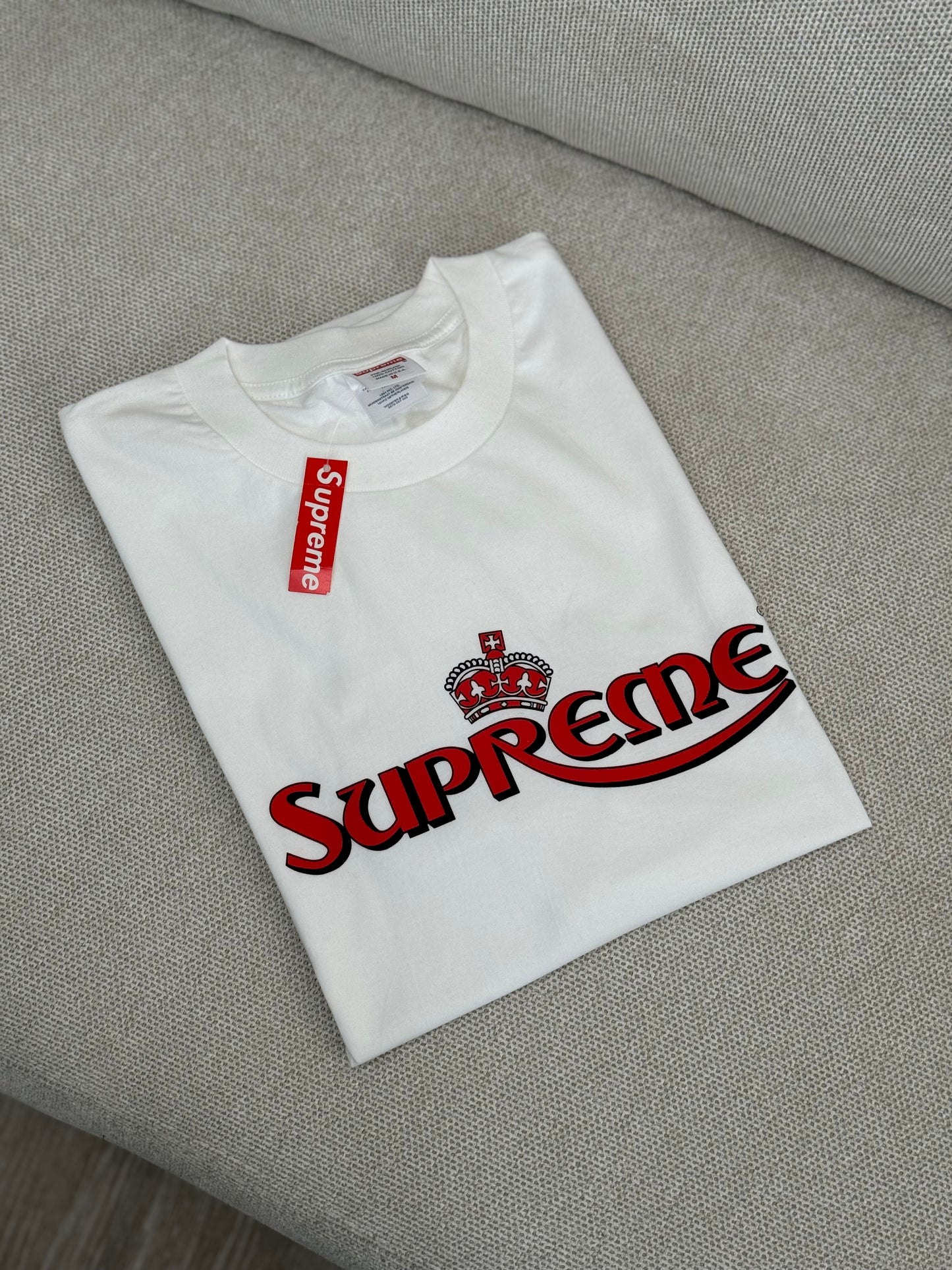Camiseta Supreme Corona
