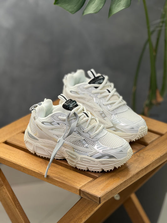 Off White Be Right Back
