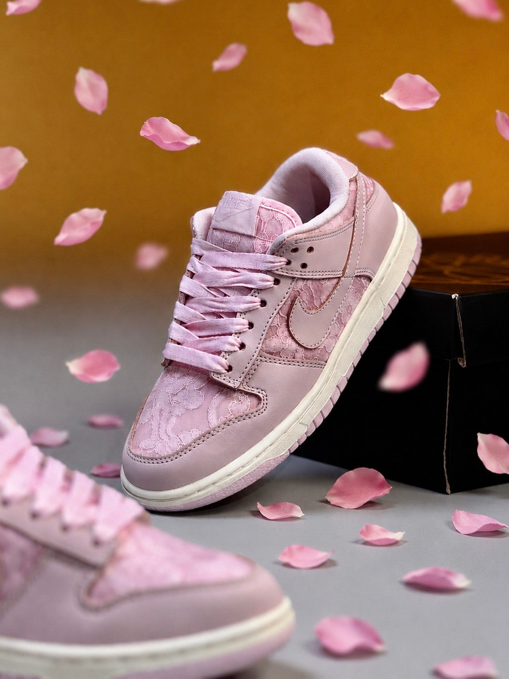 Nike Dunk Flower Pink