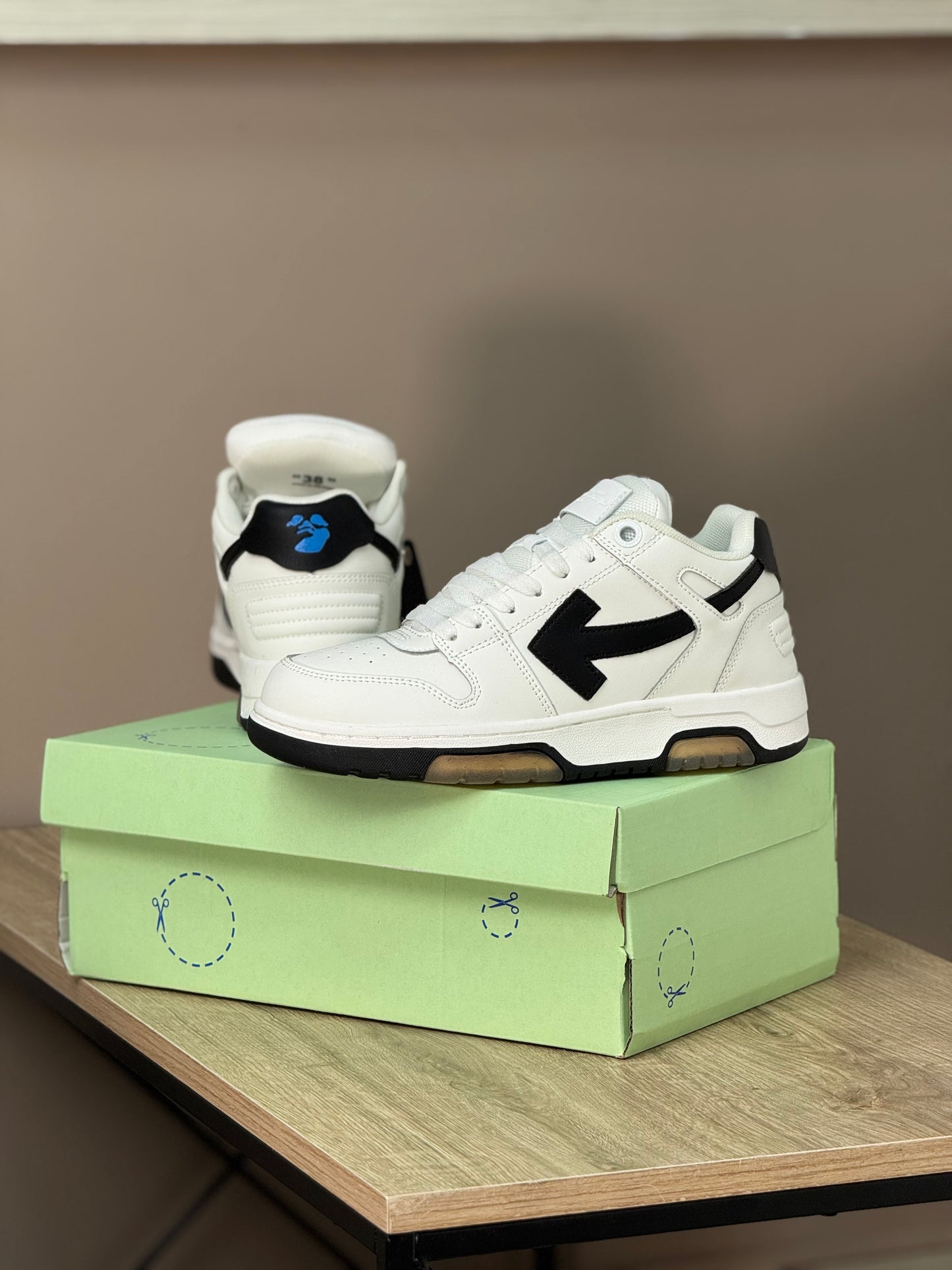 Off white Out Off Oficce White