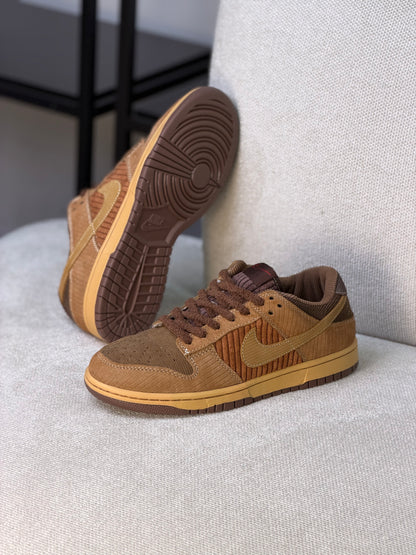 Nike Dunk Low Retro Premium Light British