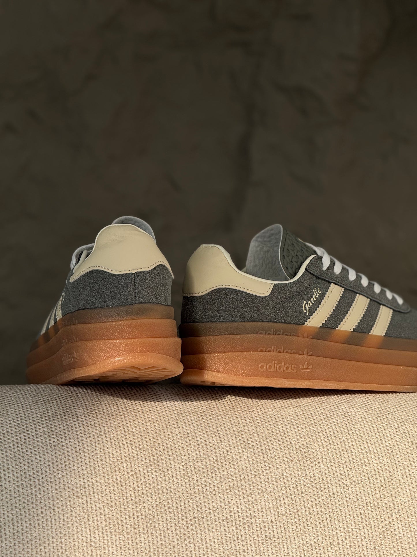 Gazelle Bold Grey