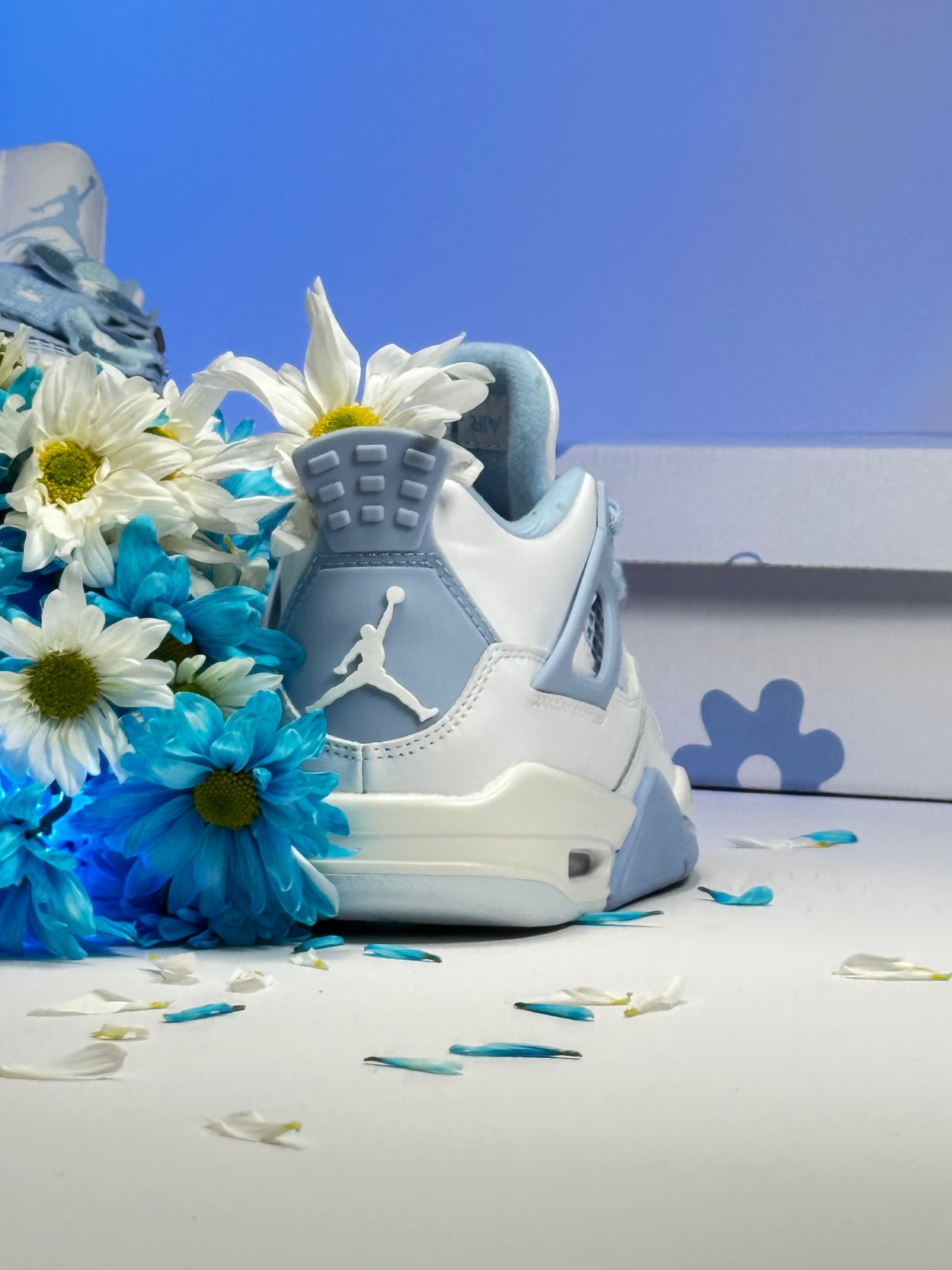 Air Jordan 4 Flowers