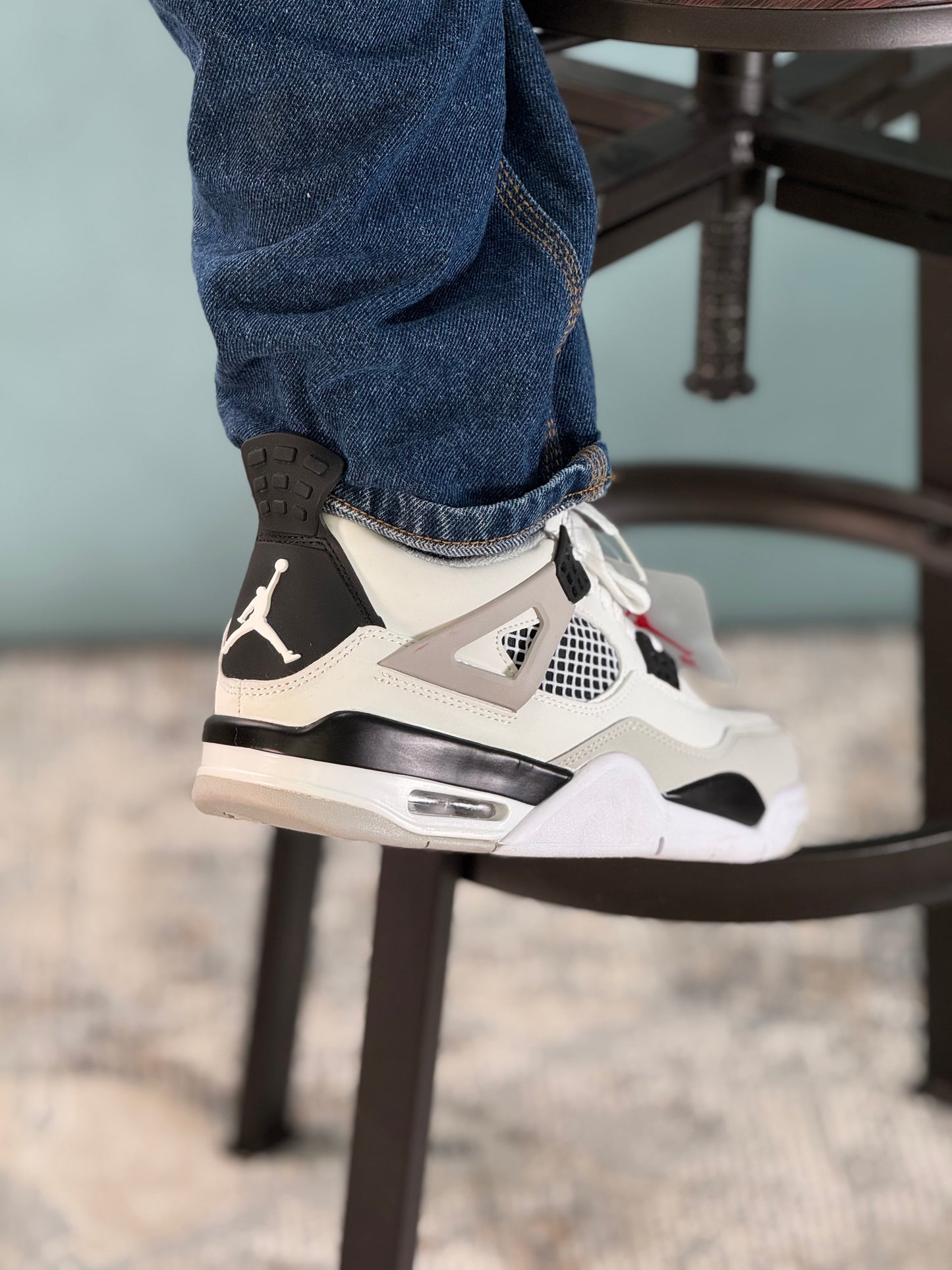 Jordan Retro 4 Military black
