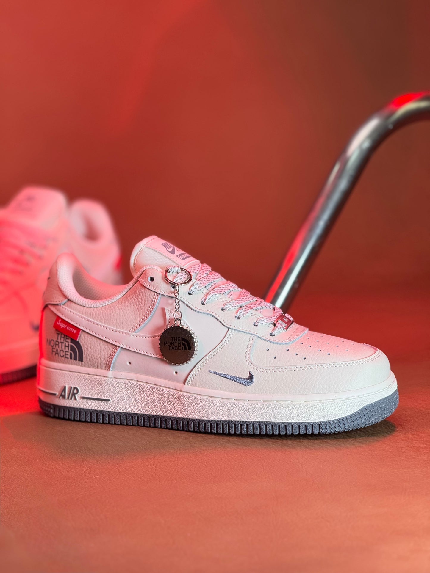 Nike Air Force One Custom x Supreme  y The North Face