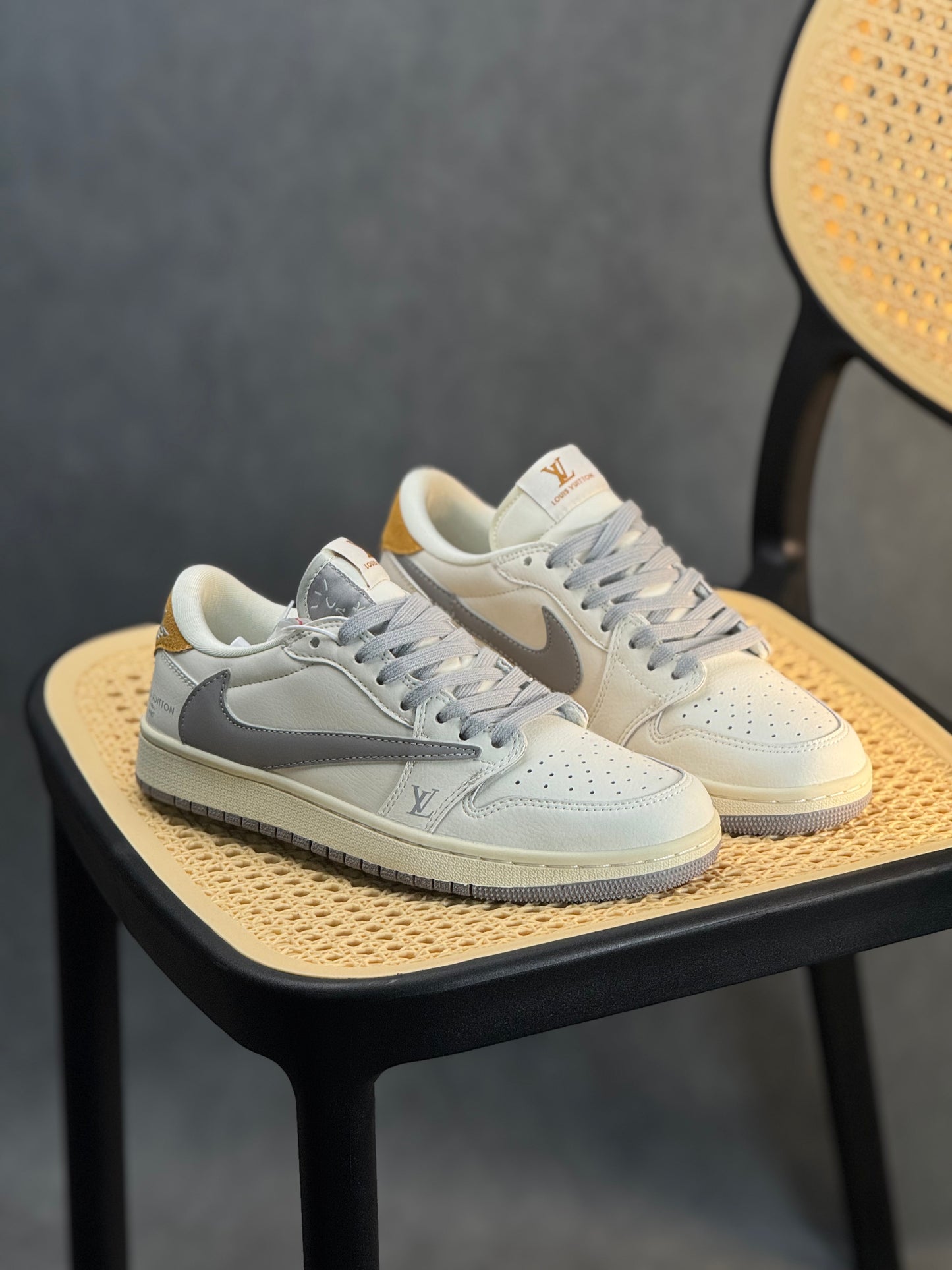 Air Jordan 1 Low Custom Travis Scott