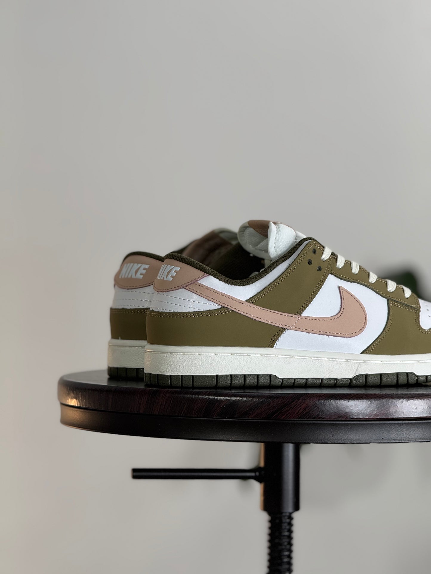 Nike Dunk Low Medium Olive