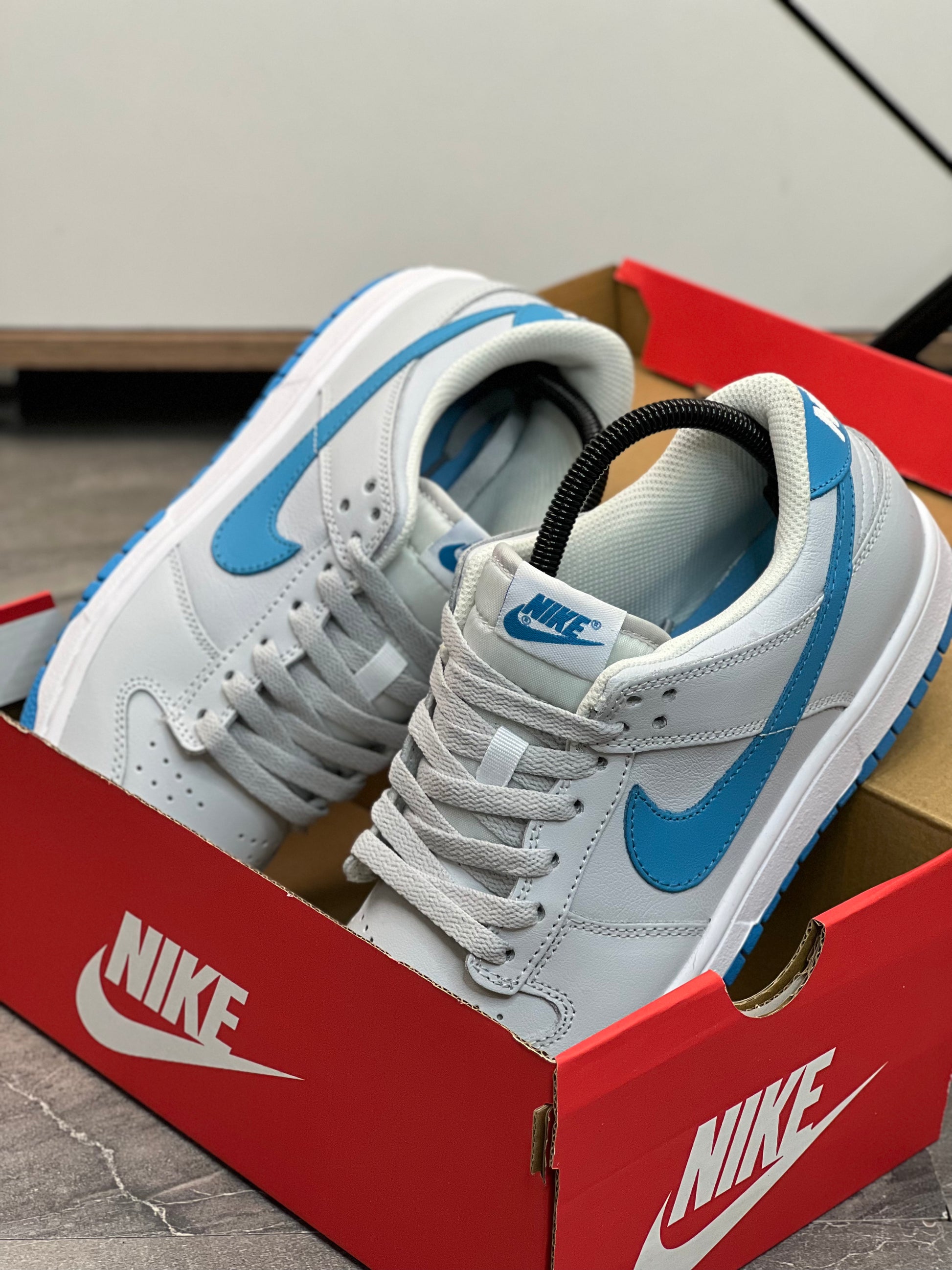 Nike Dunk Low Retro Pure Platinum Blue Lightning