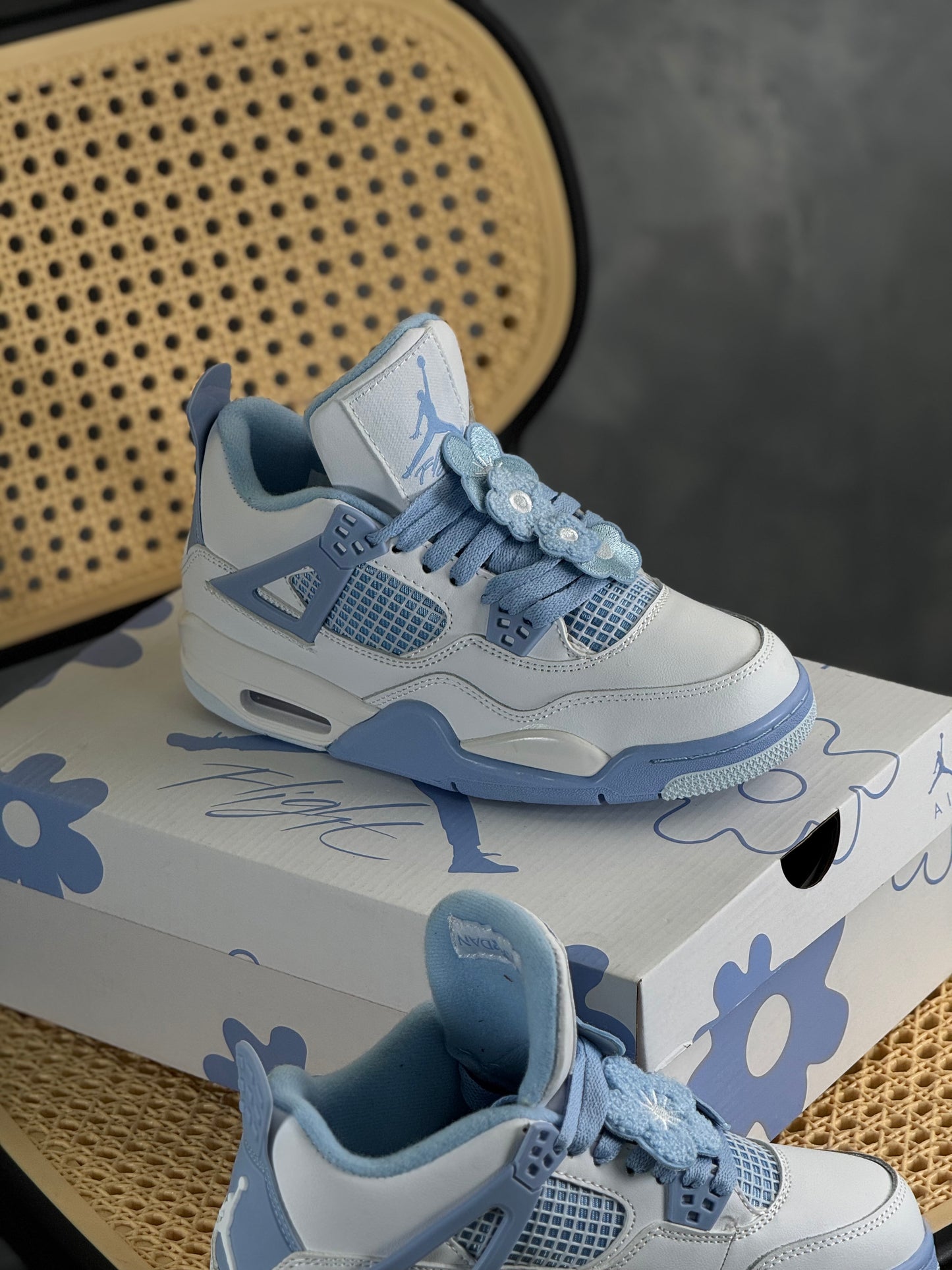 Air Jordan 4 Aluminum