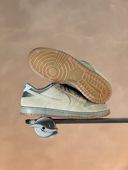 Nike Dunk SB Brown