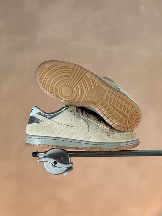 Nike Dunk SB Brown