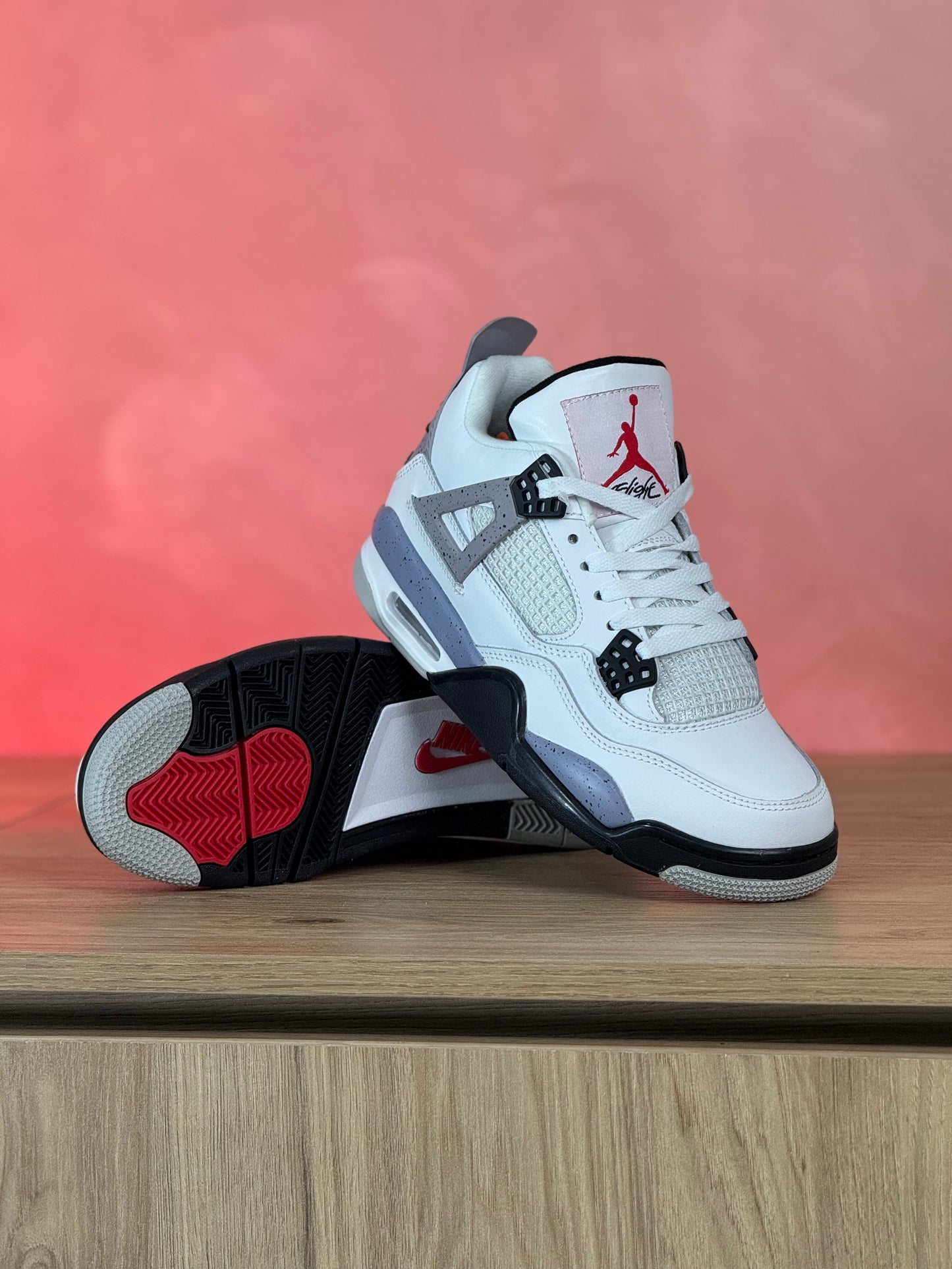 Air Jordan 4 Oreo GREY