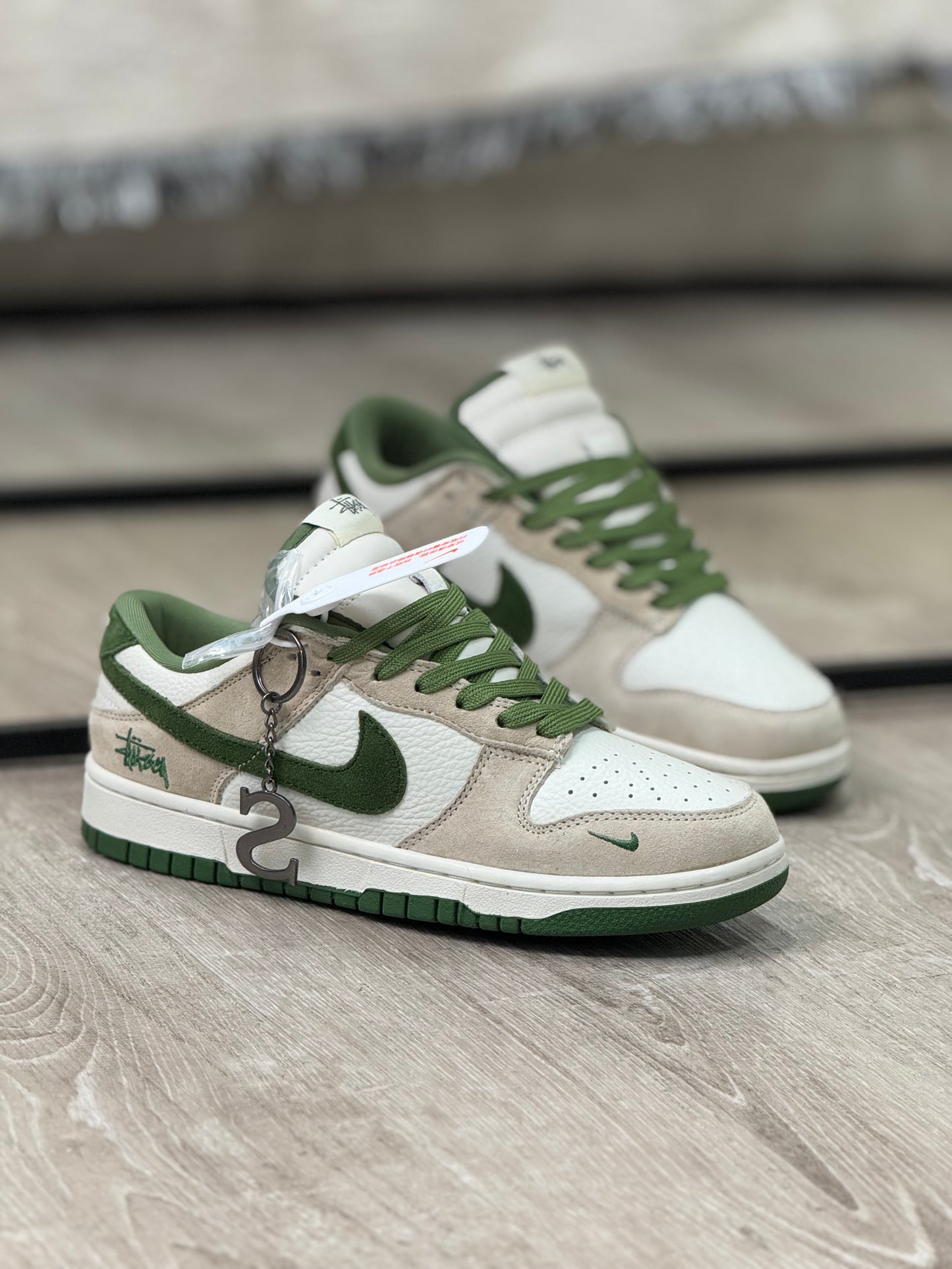 Nike SB Dunk x Stussy