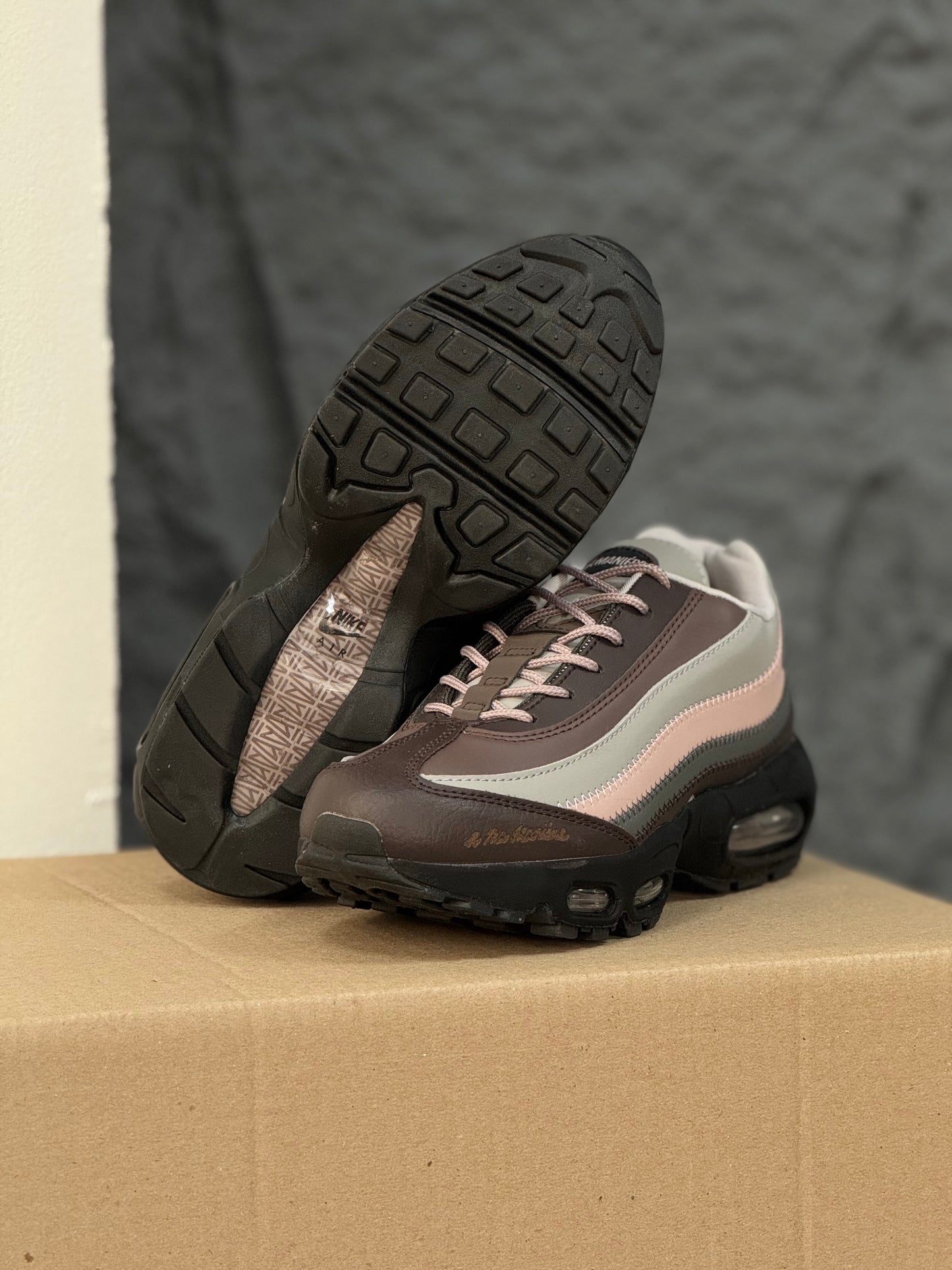 Nike Air Max 95 SP A Ma Maniére While You Were Sleeping