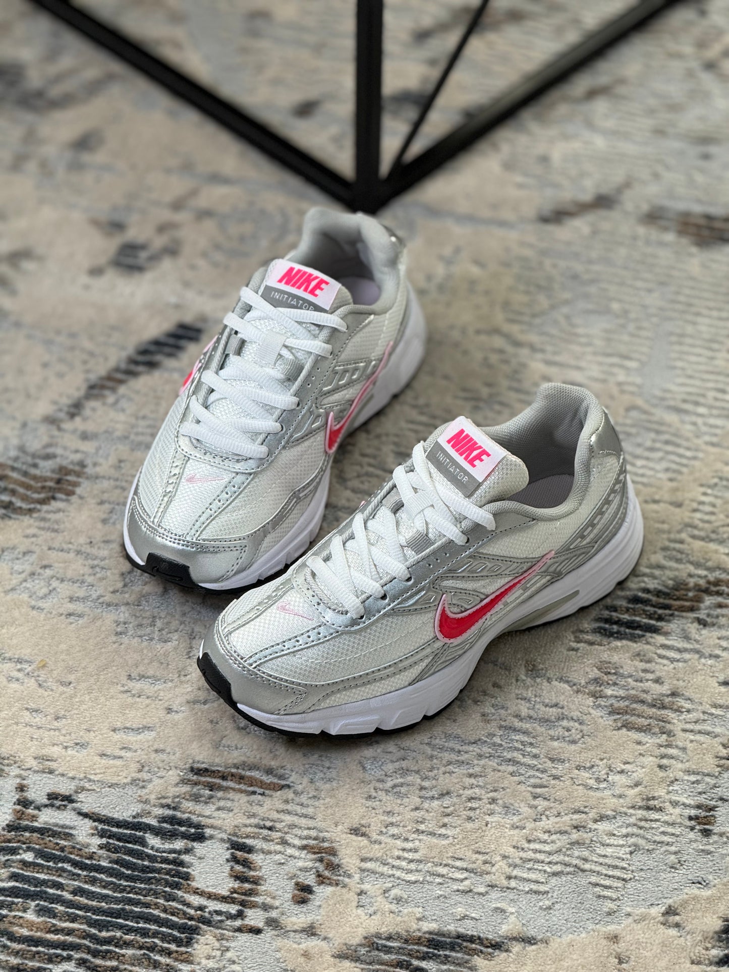 Nike Intiator Pink Metallic