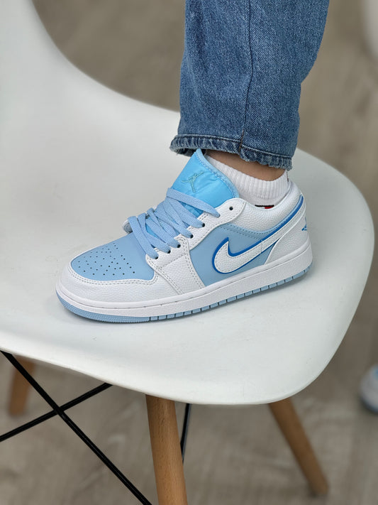 Jordan 1 Low SE Reverse Ice Blue