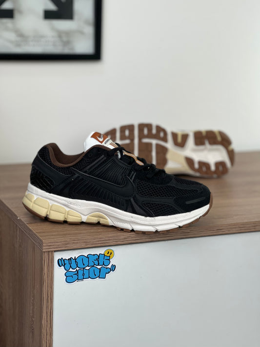 Nike Vomero 5