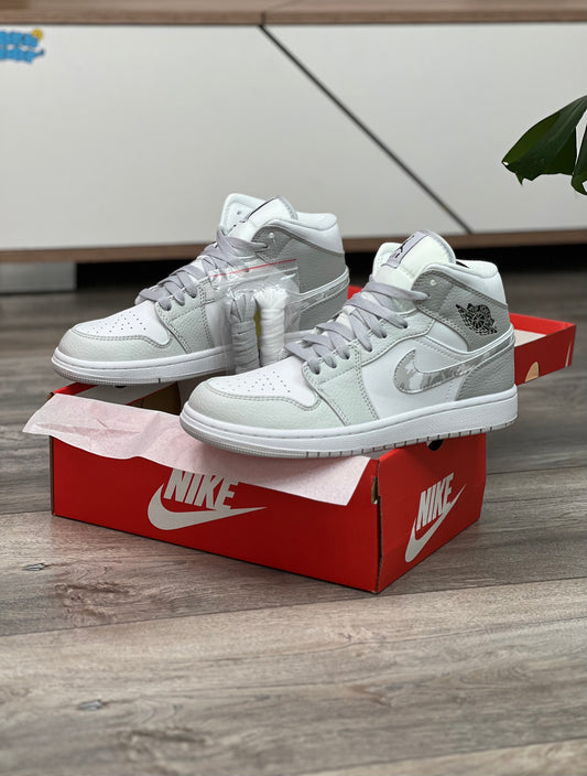 Air Jordan Mid Camo