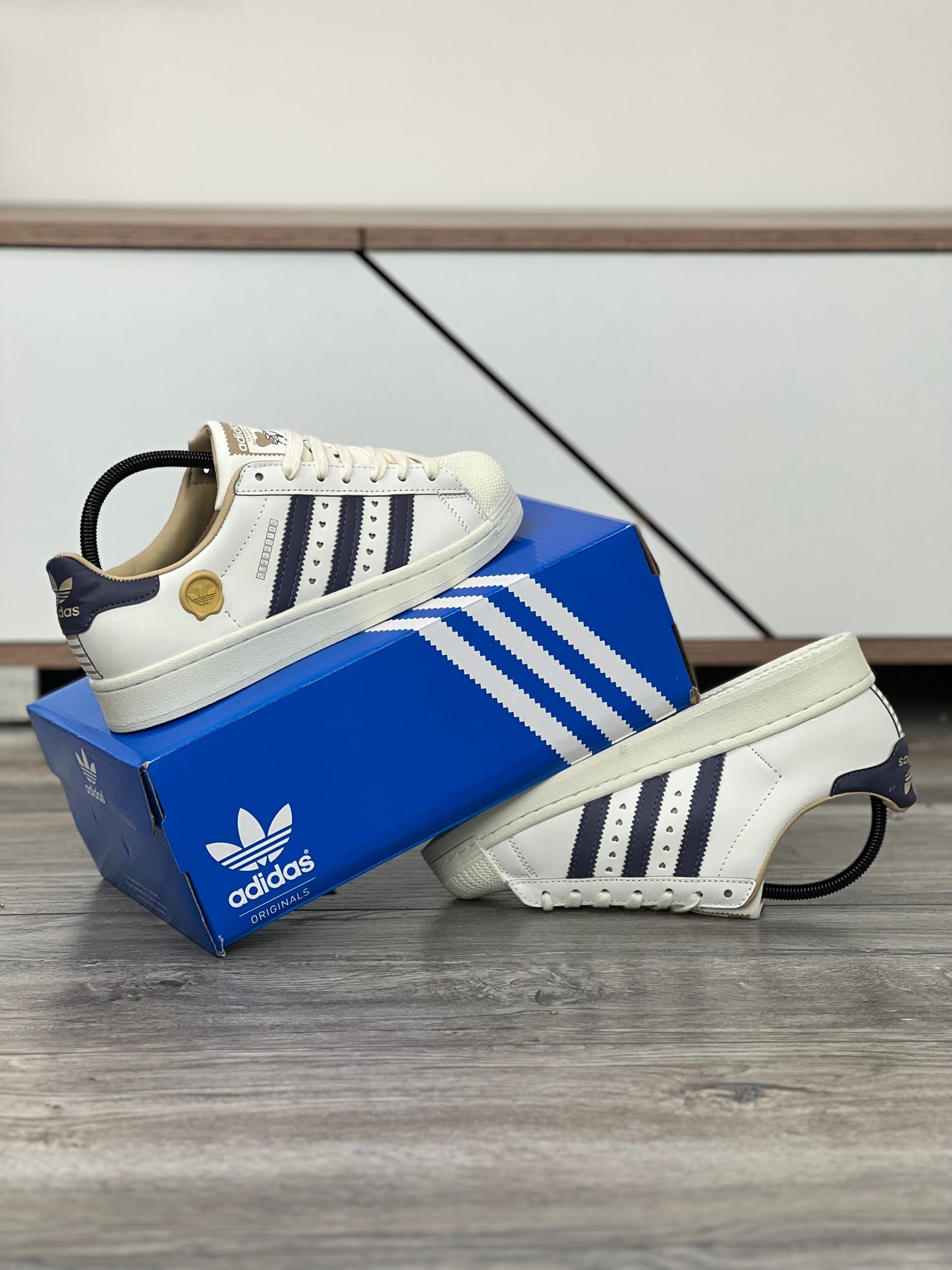 Adidas Super Star San Valentin