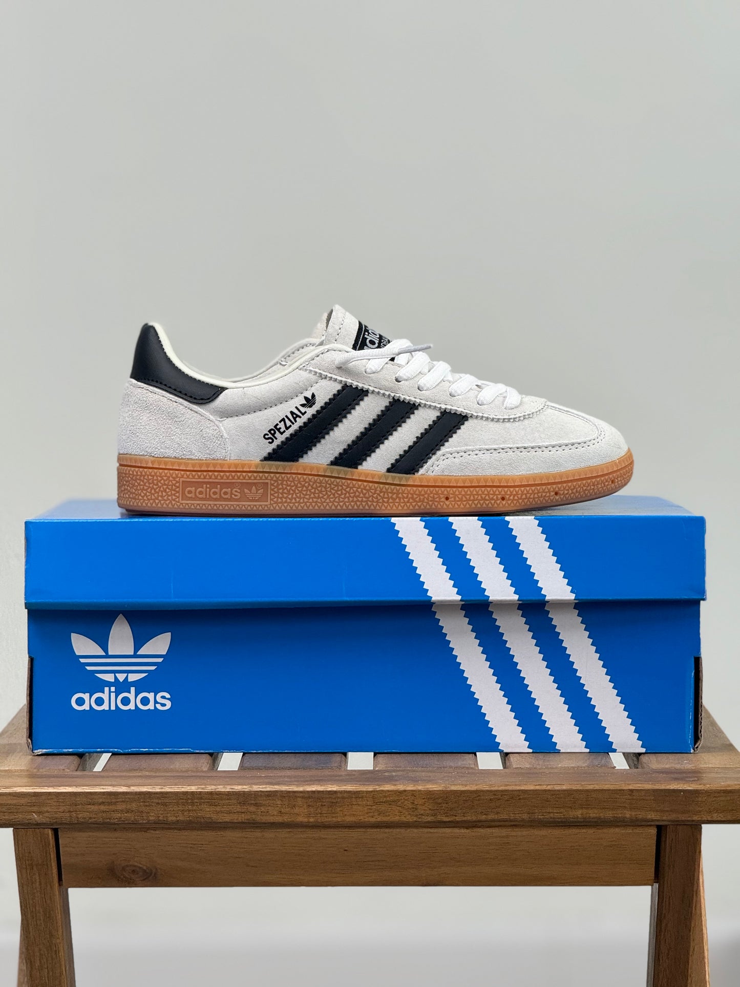 Adidas Spezial