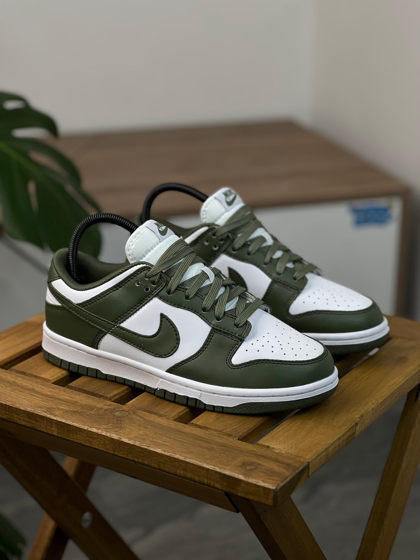 Nike Dunk Low Medium Olive