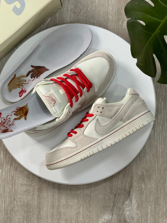 Nike SB Dunk Low City of Love Pack