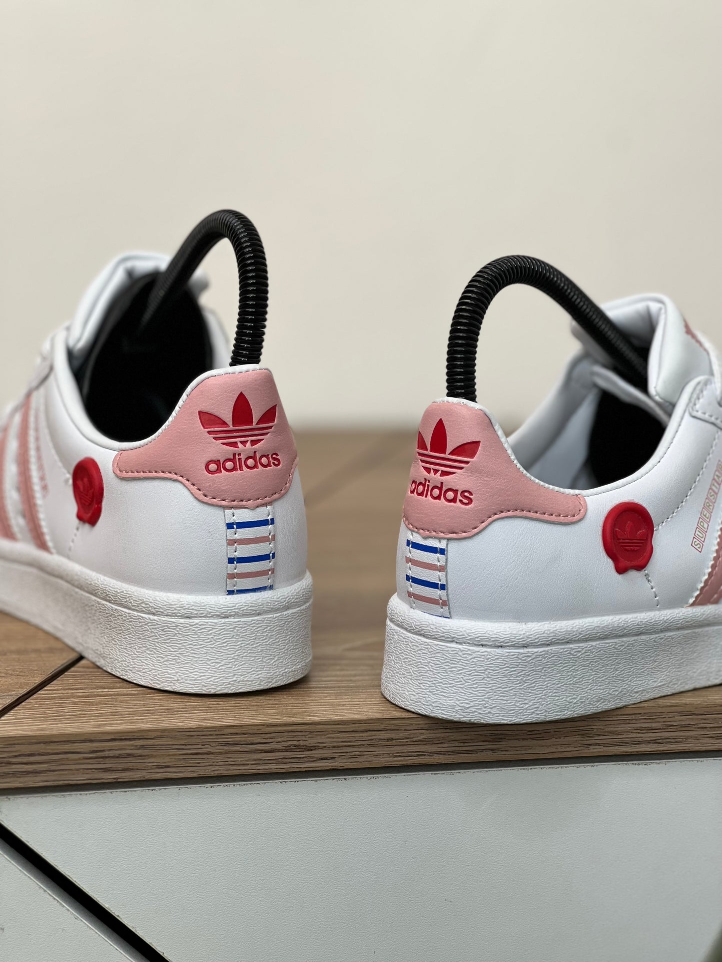 Adidas SuperStar San Valentin