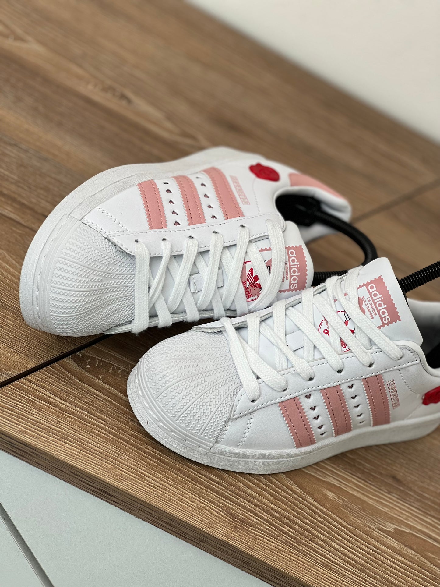 Adidas SuperStar San Valentin