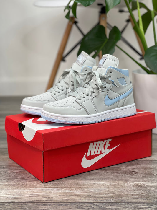 Air Jordan 1 Retro Zoom CMFT