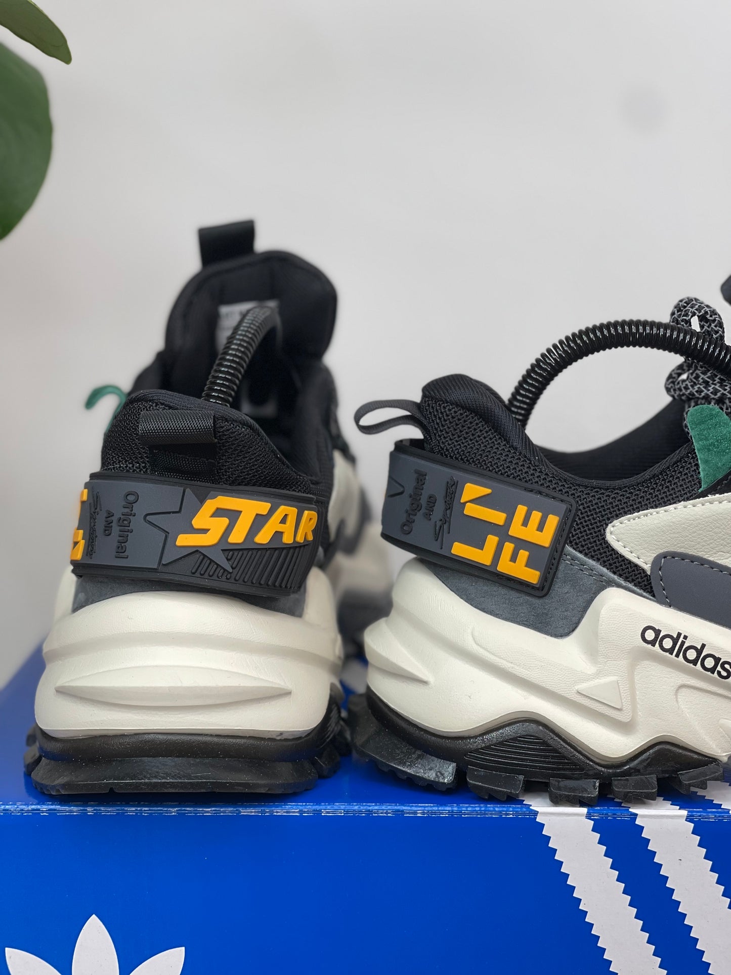 Adidas Star Life