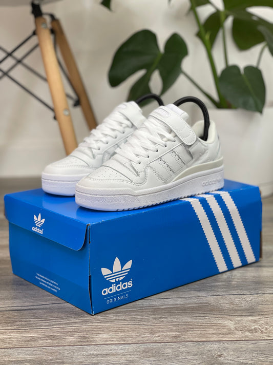 Adidas Forum low