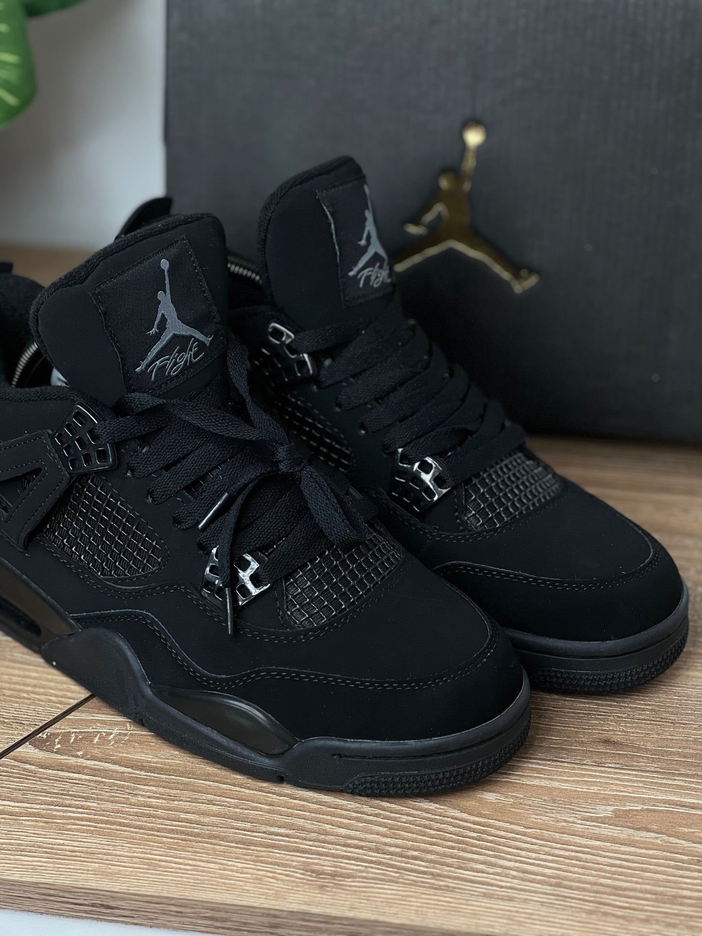 Air Jordan Retro 4 Black Cat